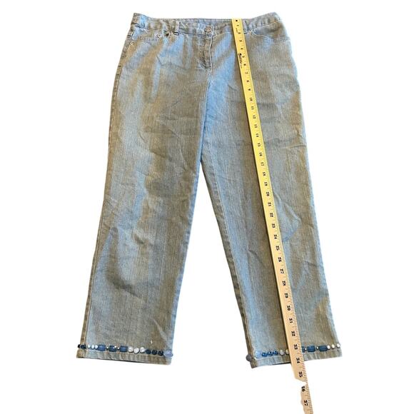 Ruby Rd. Capri Women's Beaded Hem Denim Pants Size 8 Blue Jeans Light Wash - Picture 7 of 9